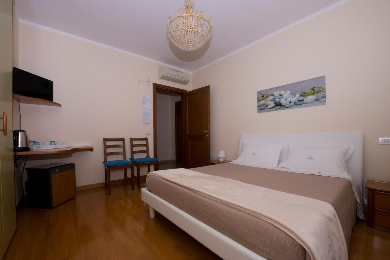 La Casa Di Pimpi Desenzano del Garda Exterior foto