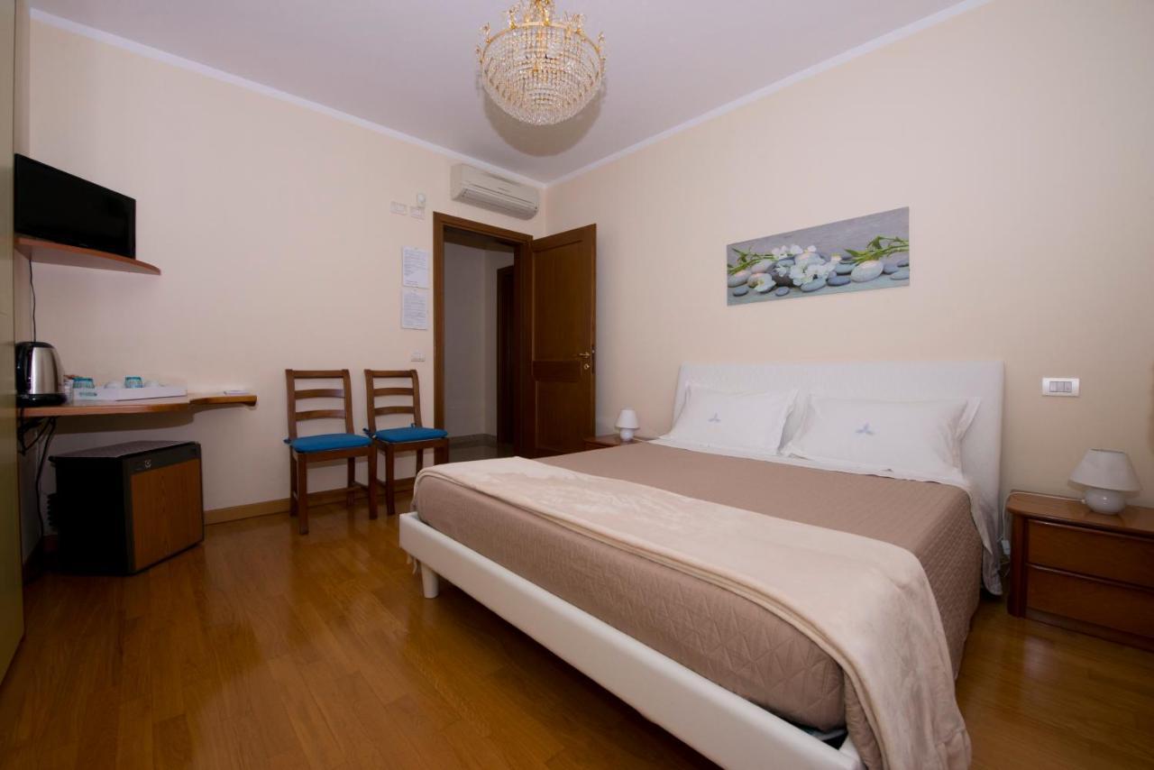 La Casa Di Pimpi Desenzano del Garda Exterior foto
